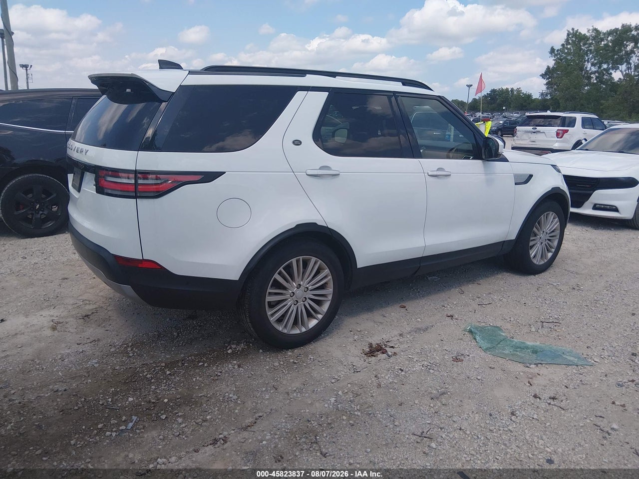 2019 LAND ROVER DISCOVERY HSE LUXURY · 4/11
