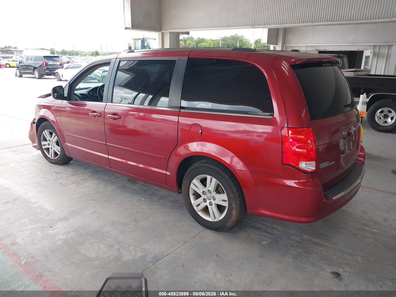 2011 DODGE GRAND CARAVAN CREW · 3/11