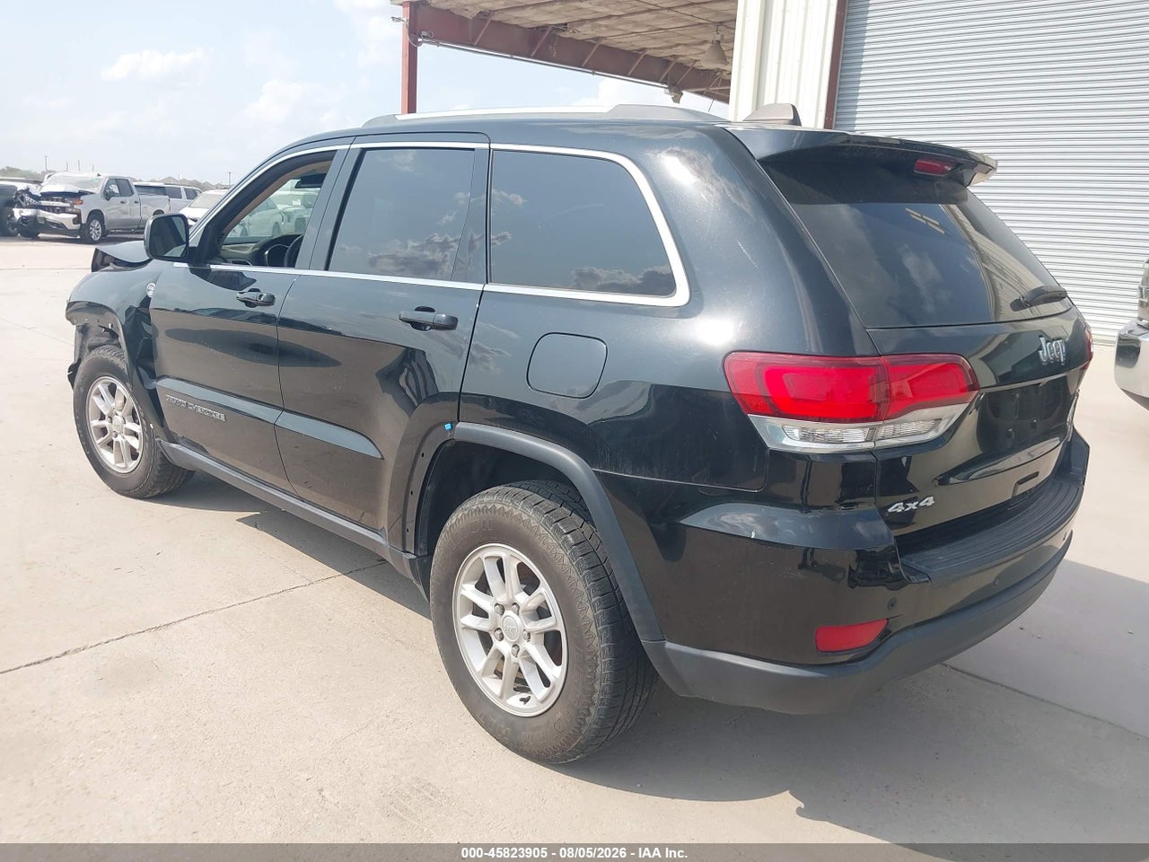 2020 JEEP GRAND CHEROKEE LAREDO E 4X4 · 3/11