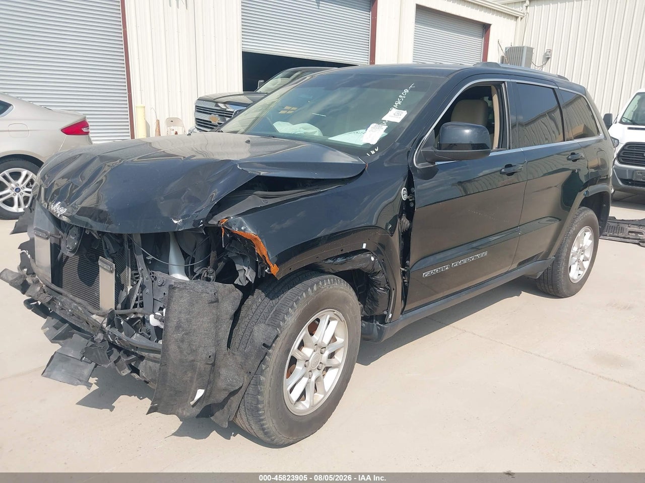 2020 JEEP GRAND CHEROKEE LAREDO E 4X4 · 2/11