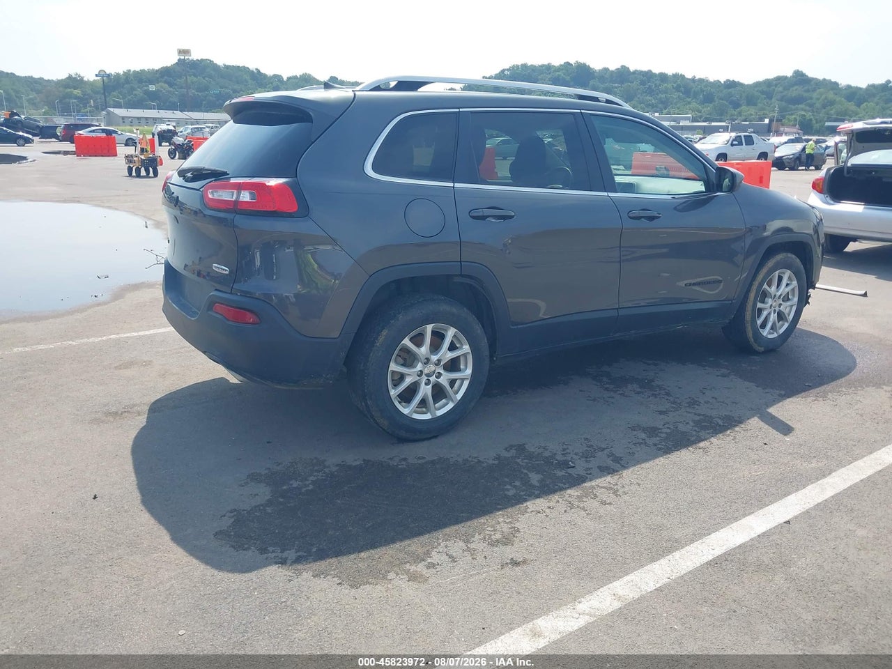 2016 JEEP CHEROKEE LATITUDE · 4/11