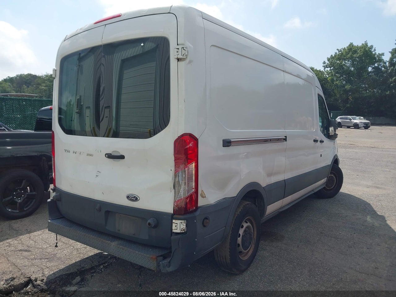 2017 FORD TRANSIT-250   · 4/11