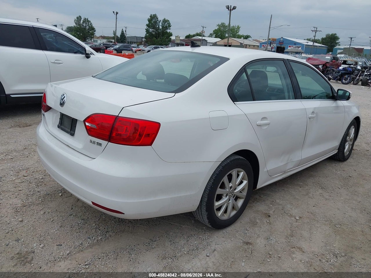 2013 VOLKSWAGEN JETTA 2.5L SE · 4/11