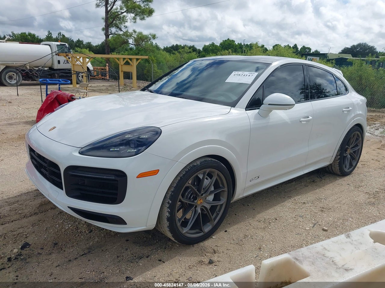 2021 PORSCHE CAYENNE COUPE GTS · 2/11