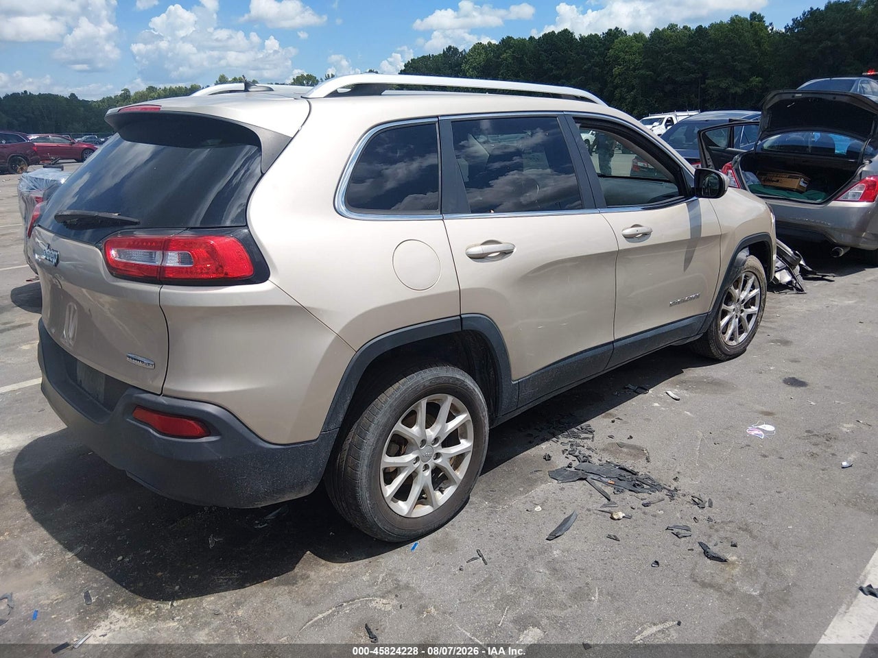 2014 JEEP CHEROKEE LATITUDE · 4/11
