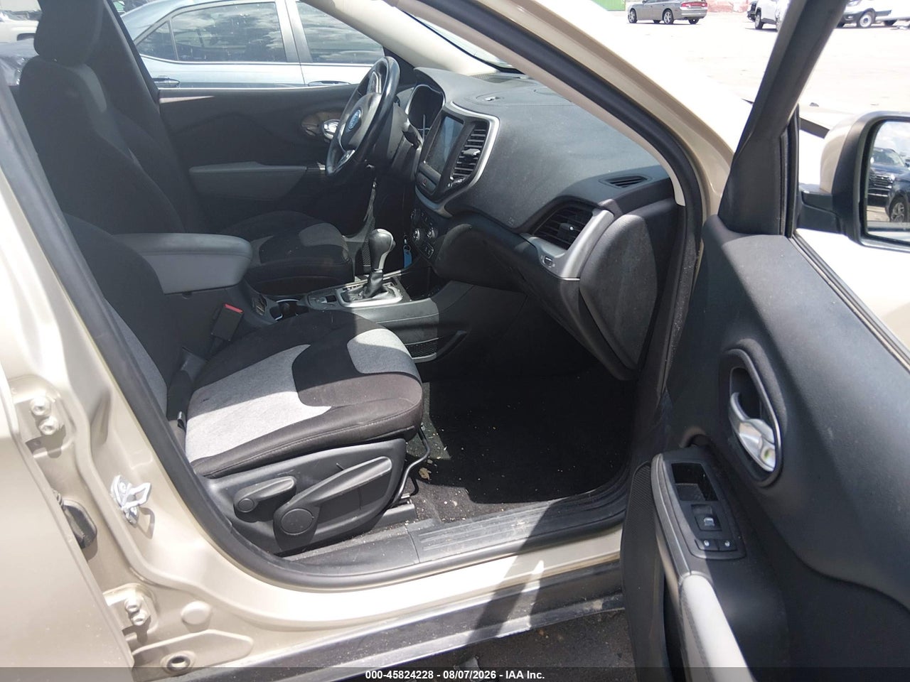 2014 JEEP CHEROKEE LATITUDE · 5/11
