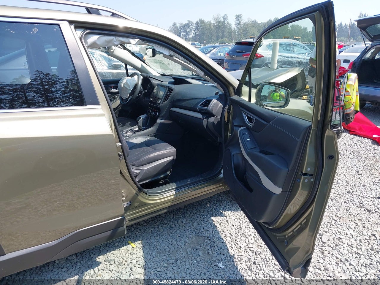 2023 SUBARU FORESTER LIMITED · 5/11