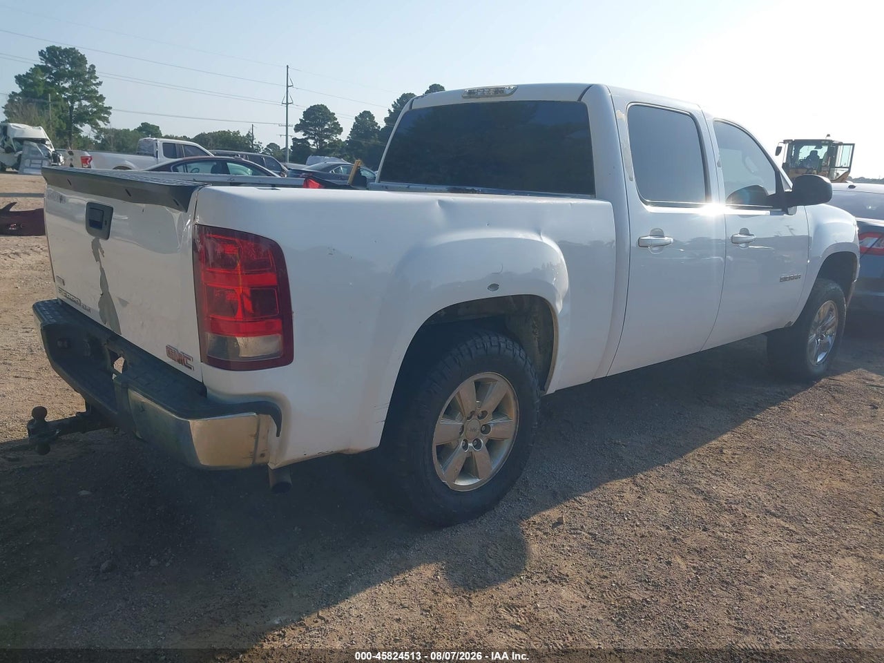 2011 GMC SIERRA 1500 SLE · 4/11