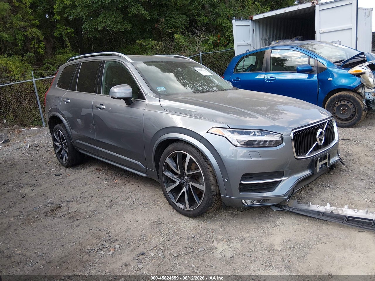 YV4A22PK7J1****** · 2018 VOLVO XC90 T6 MOMENTUM