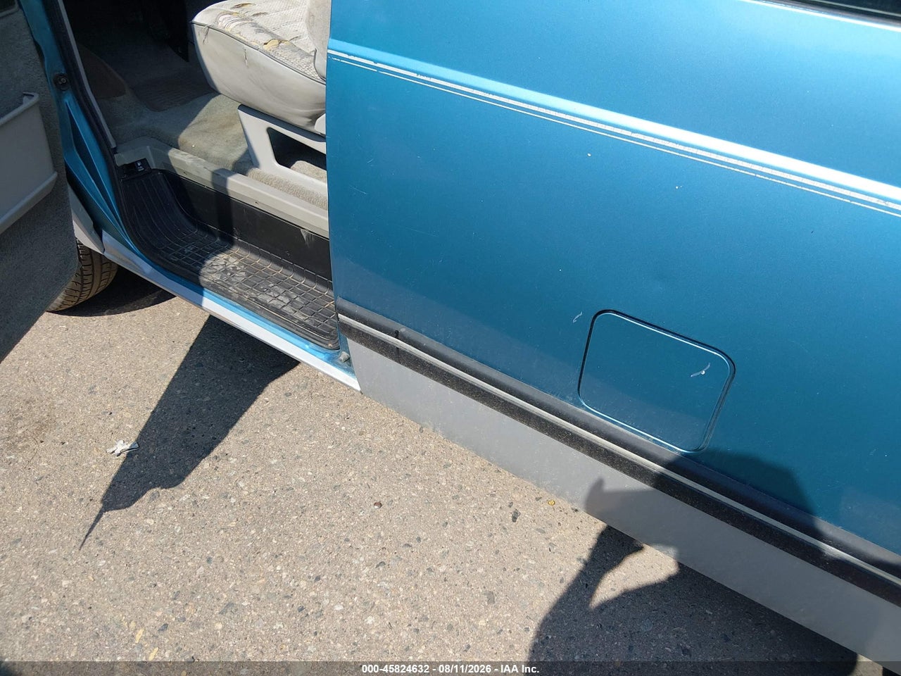 1GKDM19Z5NB****** · 1992 GMC SAFARI XT · 6/11