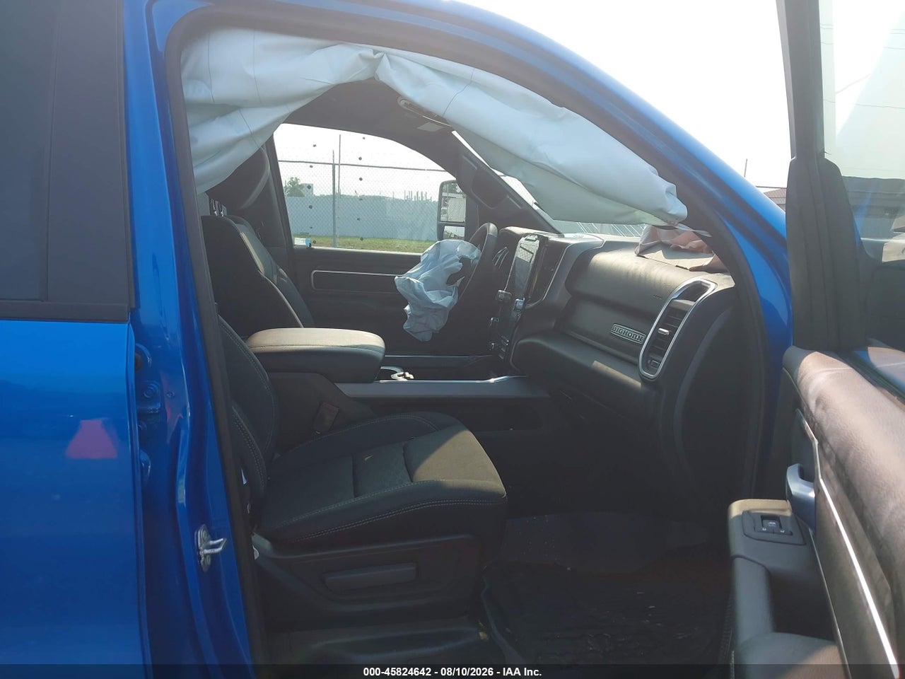 2026 RAM 1500 BIG HORN  4X4 5'7 BOX · 5/11