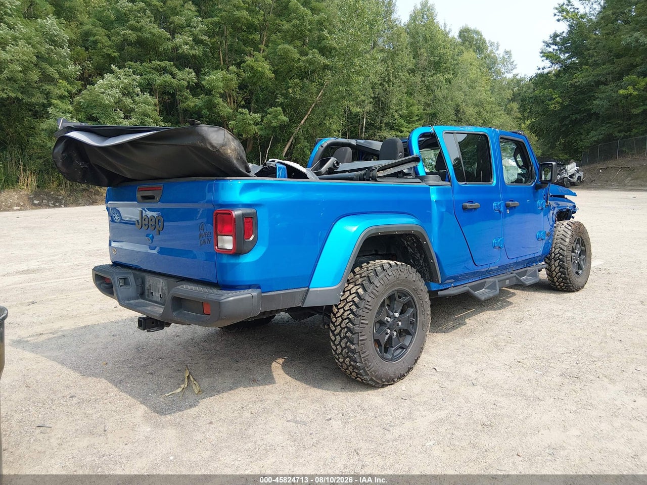 2021 JEEP GLADIATOR SPORT · 4/11