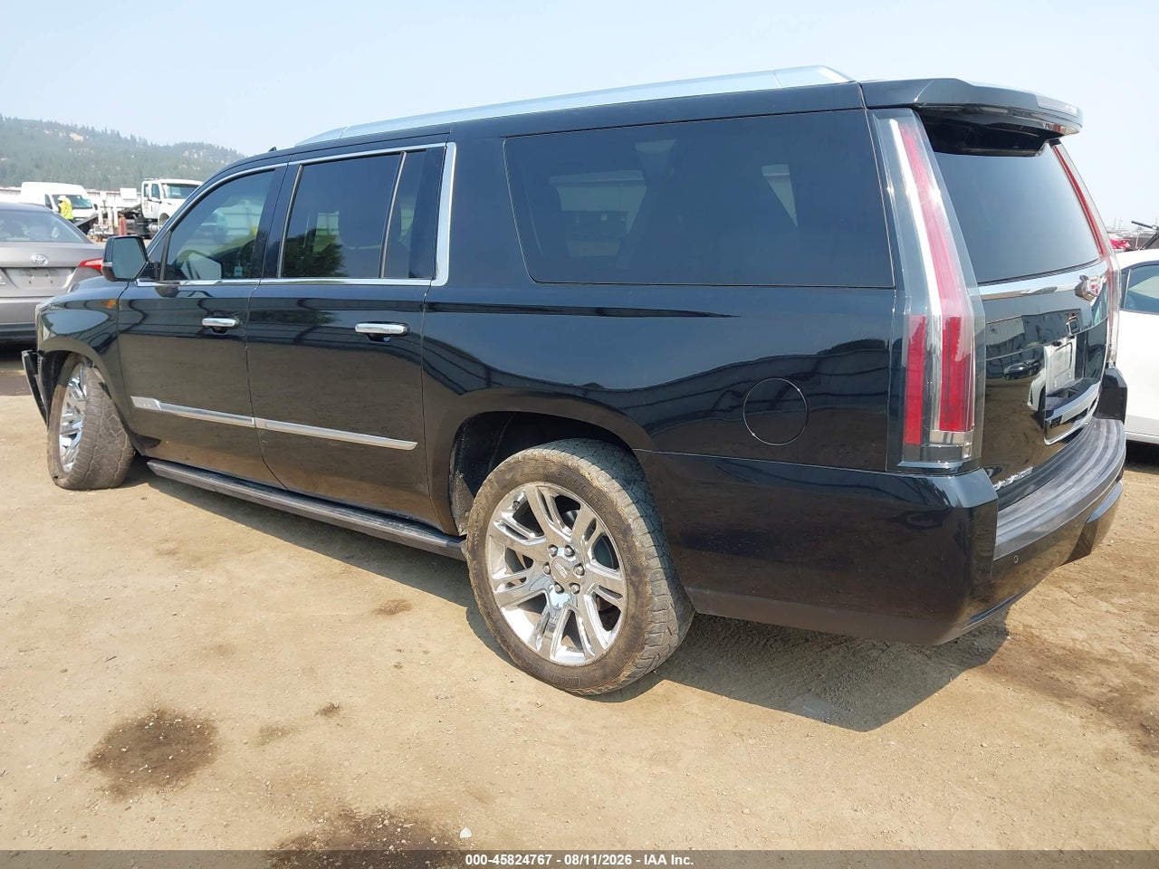 2015 CADILLAC ESCALADE ESV PREMIUM · 3/11