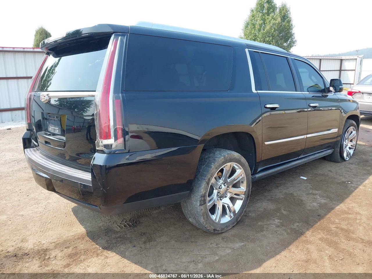 2015 CADILLAC ESCALADE ESV PREMIUM · 4/11