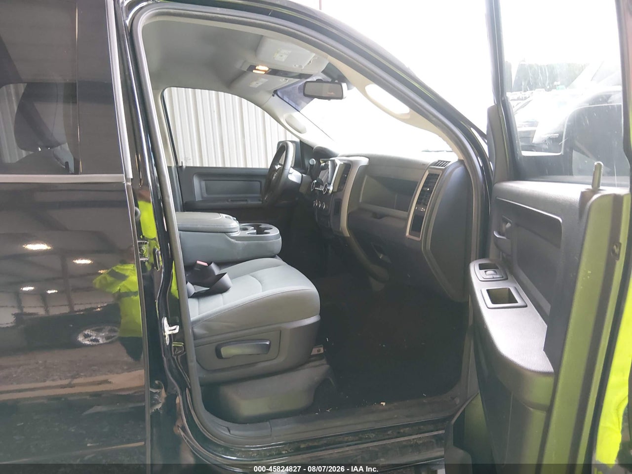 2014 RAM 1500 EXPRESS · 5/11