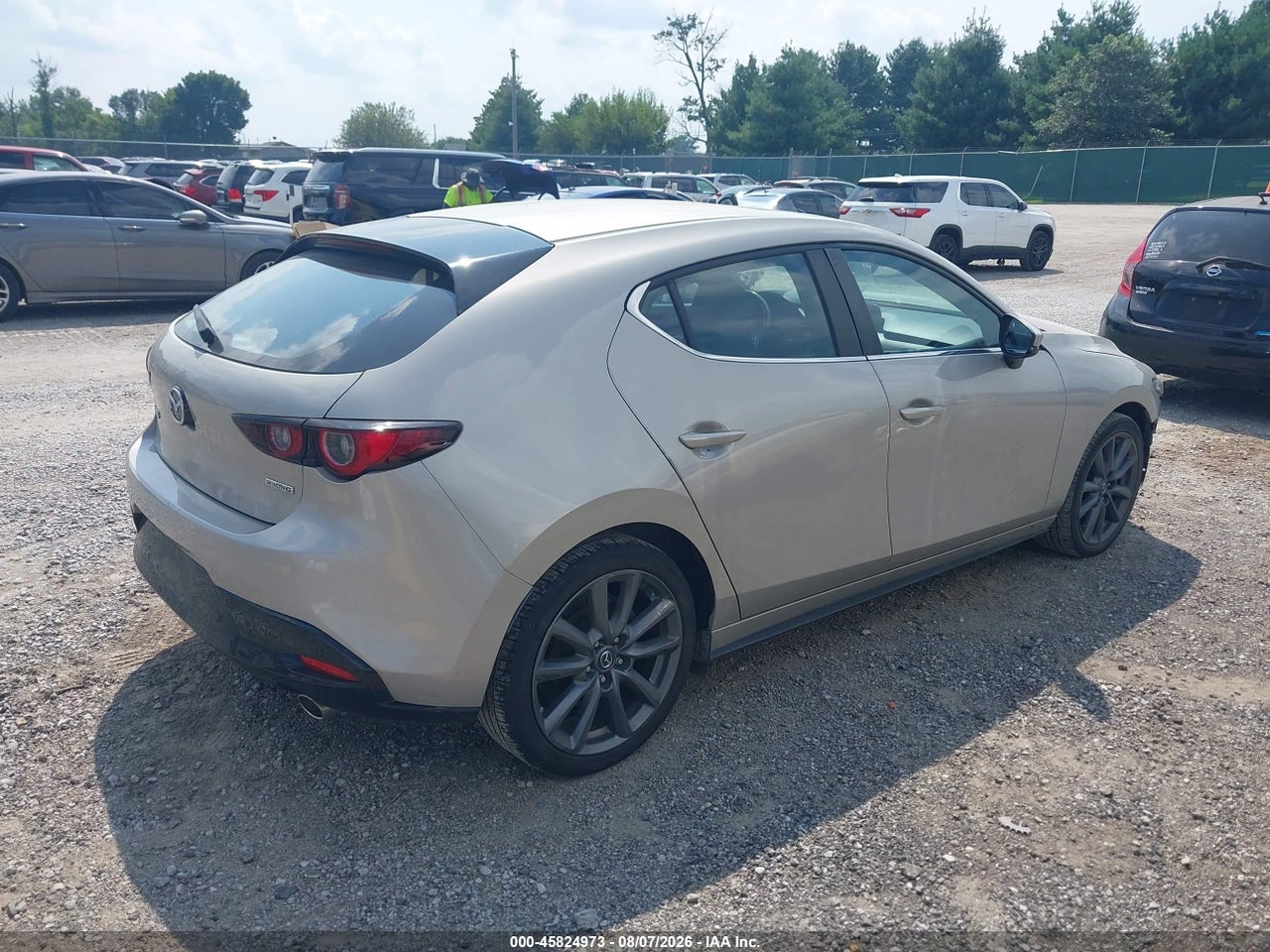 2023 MAZDA MAZDA3 2.5 S PREFERRED · 4/11
