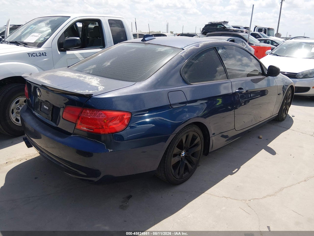 2011 BMW 328I · 4/11