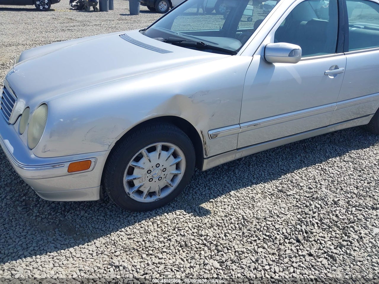 2000 MERCEDES-BENZ E 320 · 6/11