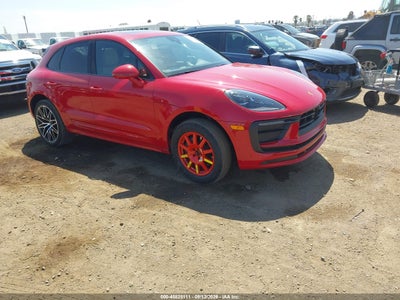 WP1AA2A56SL****** · 2025 PORSCHE MACAN T