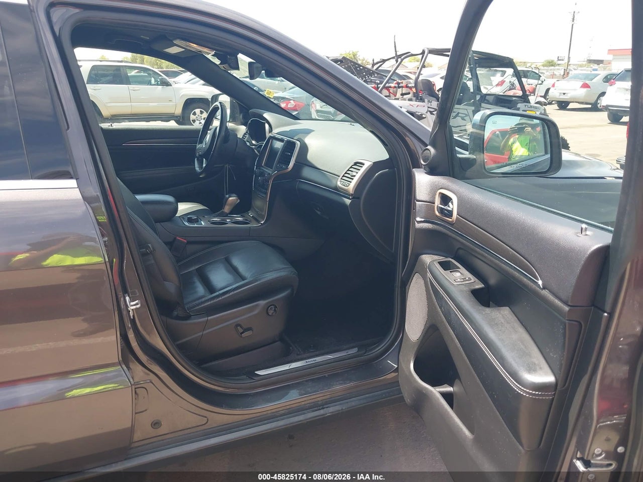 2017 JEEP GRAND CHEROKEE LIMITED · 5/11