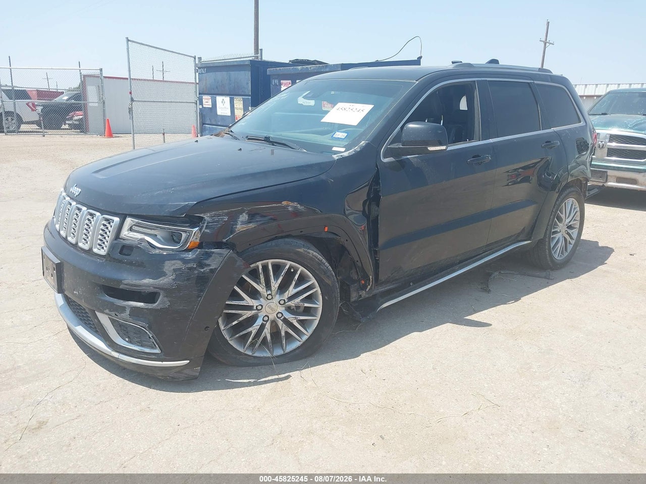2017 JEEP GRAND CHEROKEE SUMMIT · 2/11