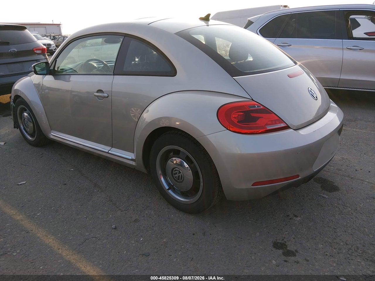 2013 VOLKSWAGEN BEETLE 2.5L · 4/11