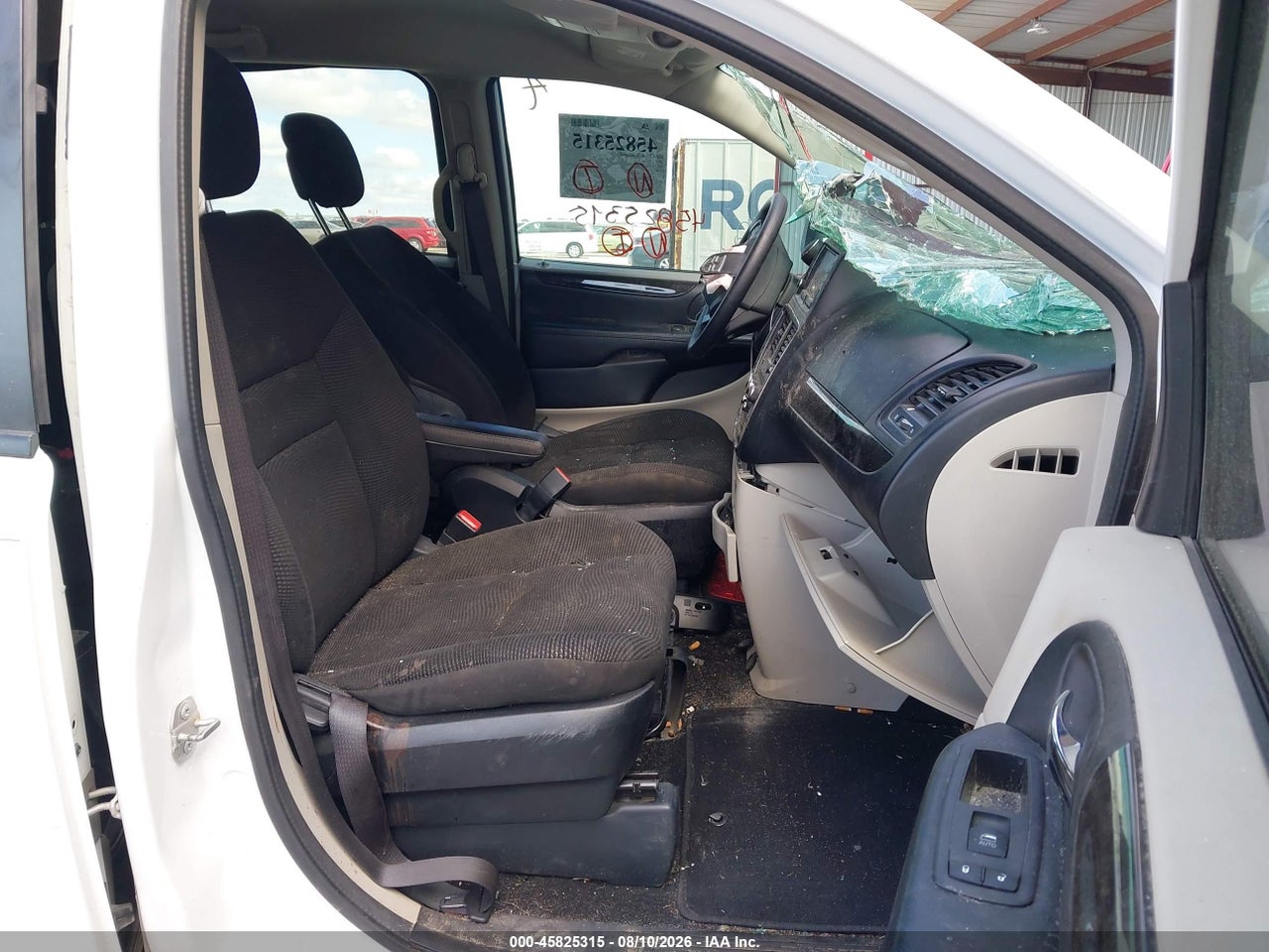 2020 DODGE GRAND CARAVAN SE · 5/11