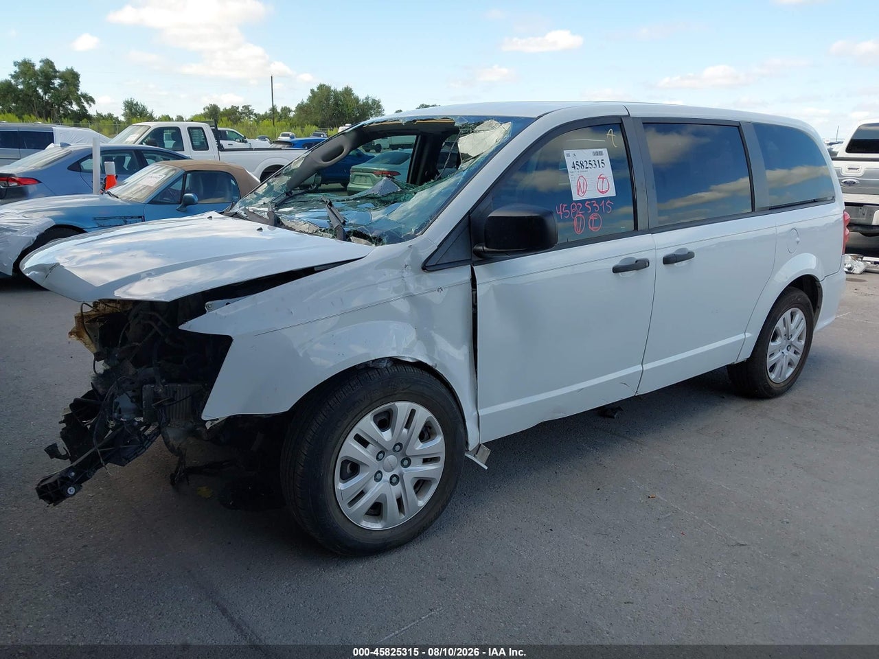 2020 DODGE GRAND CARAVAN SE · 2/11