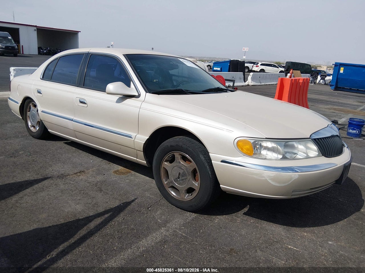 1LNHM97V41Y****** · 2001 LINCOLN CONTINENTAL