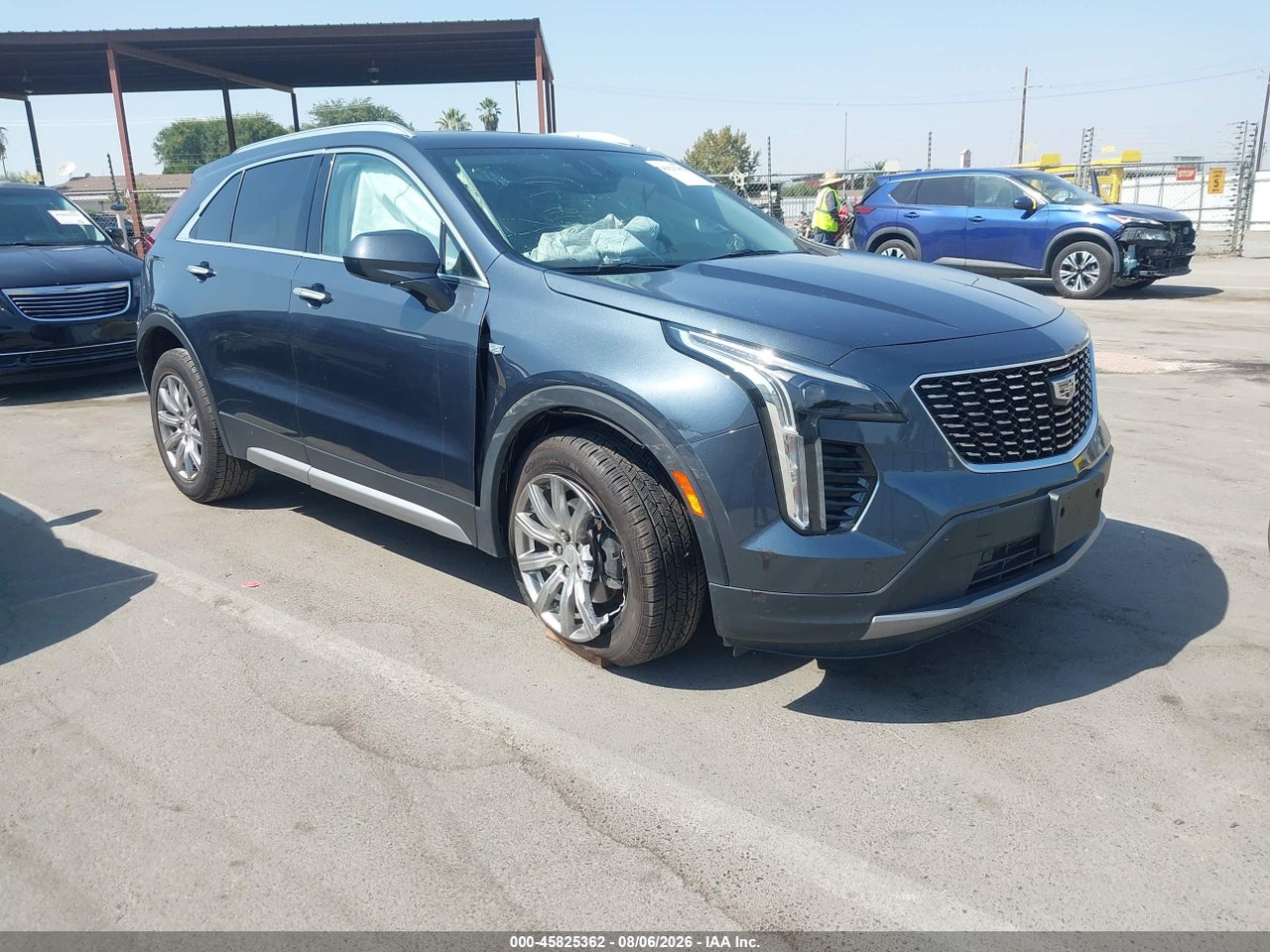 1GYFZCR42KF****** · 2019 CADILLAC XT4 PREMIUM LUXURY