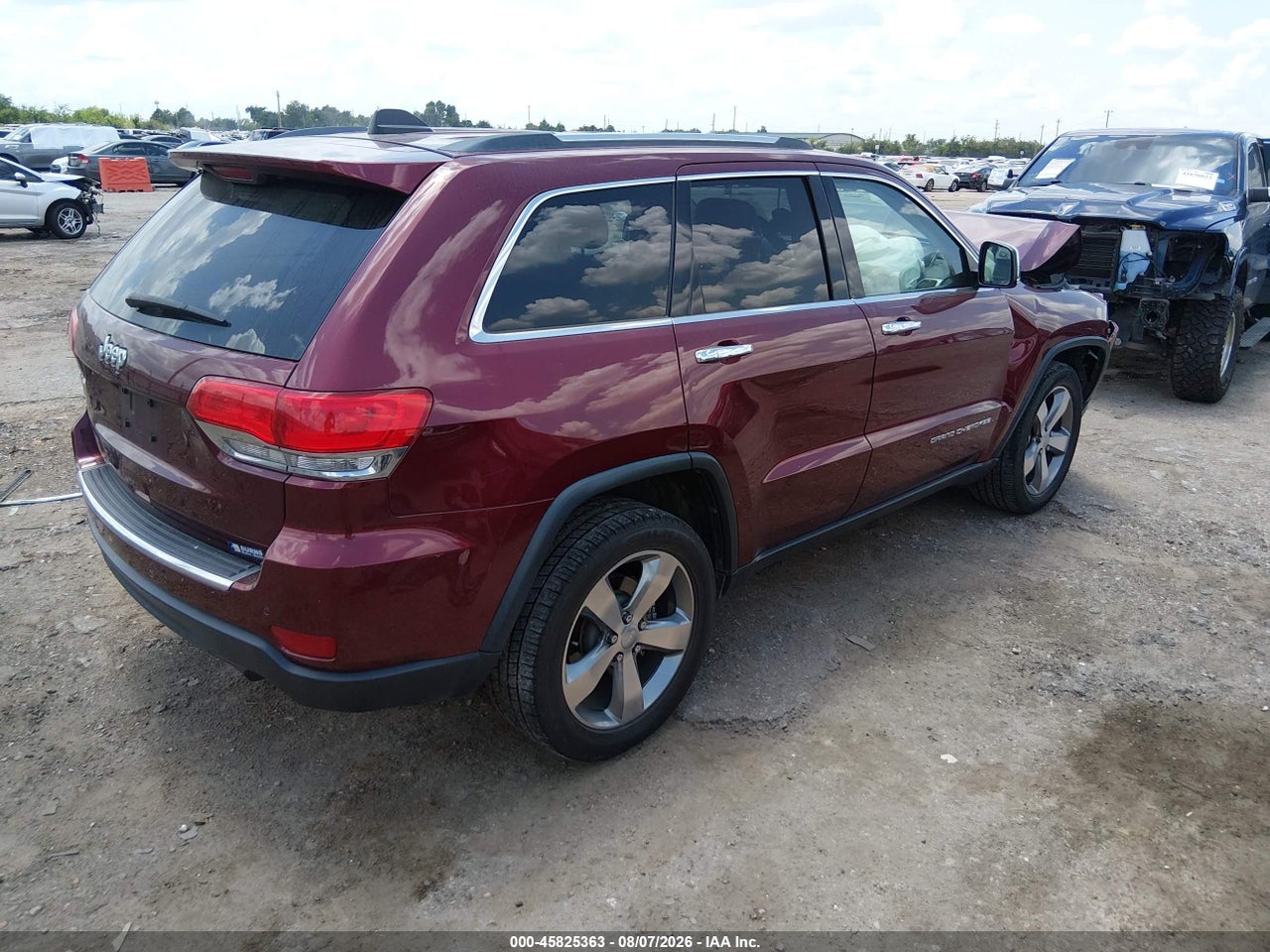 2016 JEEP GRAND CHEROKEE LIMITED · 4/11