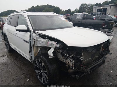1V2FR2CA6RC****** · 2024 VOLKSWAGEN ATLAS 2.0T SEL PREMIUM R-LINE