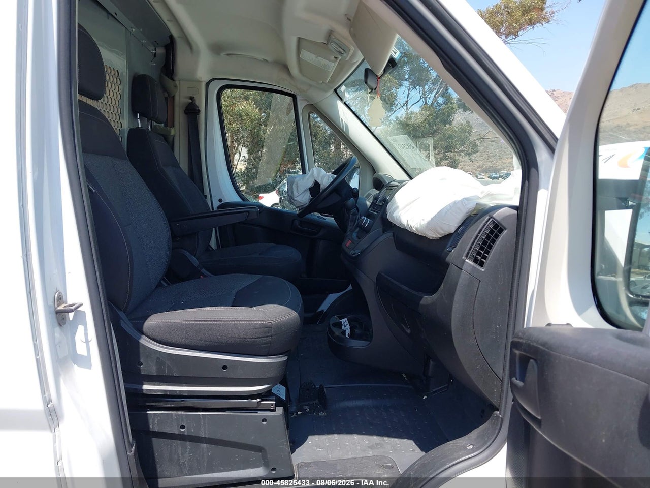 2016 RAM PROMASTER 1500 LOW ROOF · 5/11