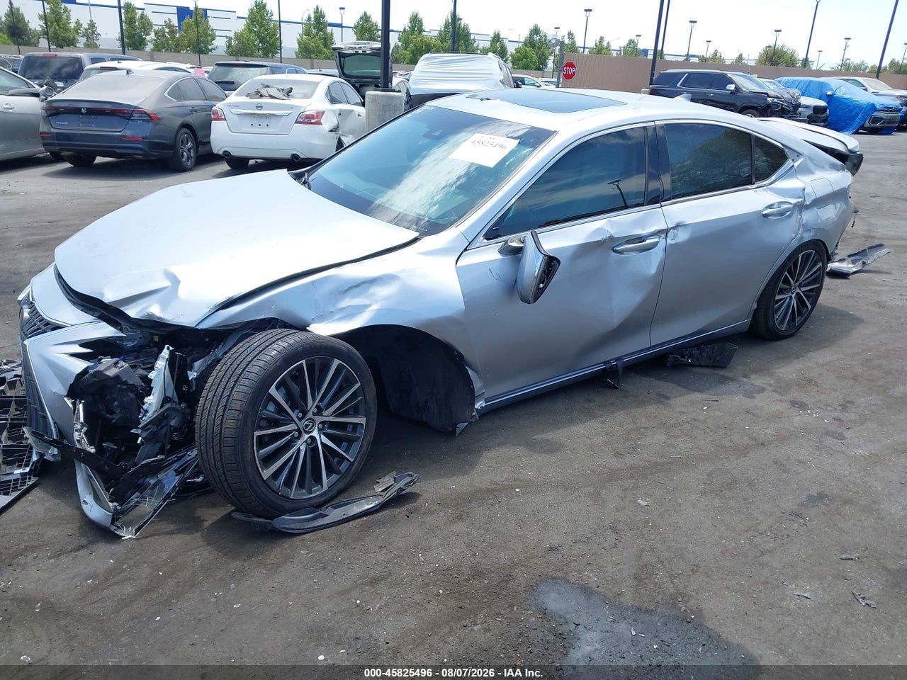 2024 LEXUS ES 300H · 2/11