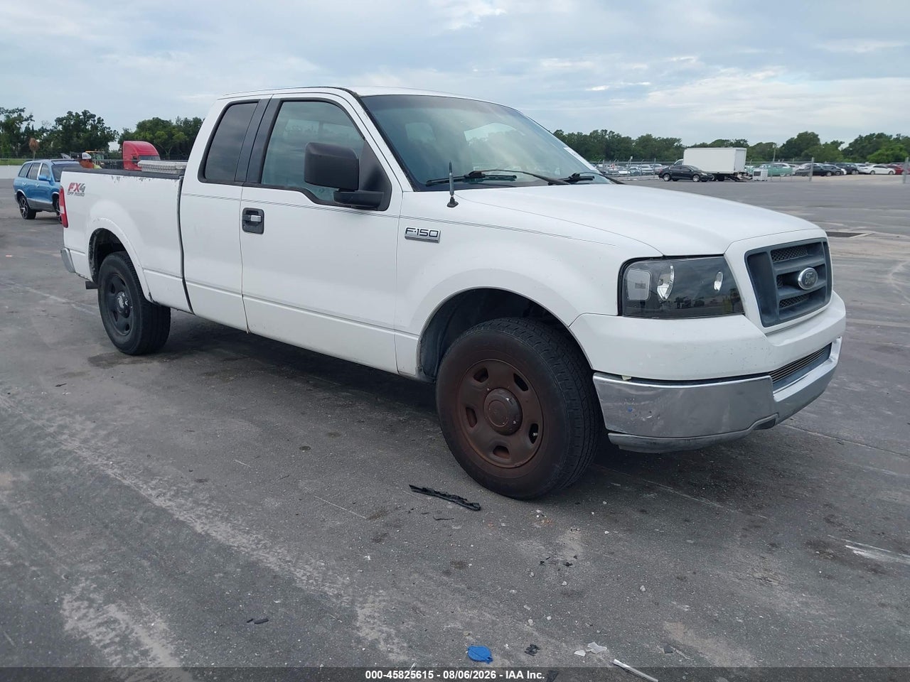 1FTRX12WX4F****** · 2004 FORD F-150 STX/XL/XLT