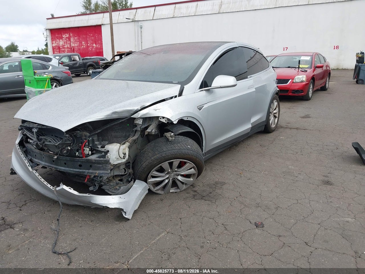 2016 TESLA MODEL X 75D/P100D/P90D · 2/9