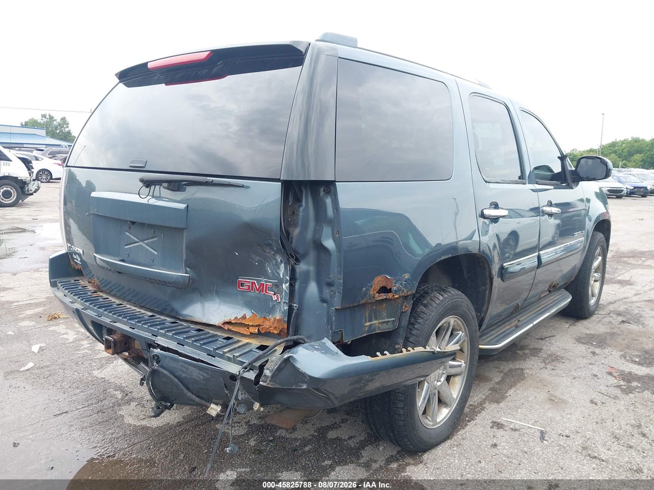 1GKFK63868J****** · 2008 GMC YUKON DENALI · 4/11
