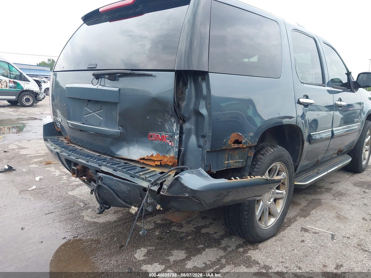 1GKFK63868J****** · 2008 GMC YUKON DENALI · 6/11