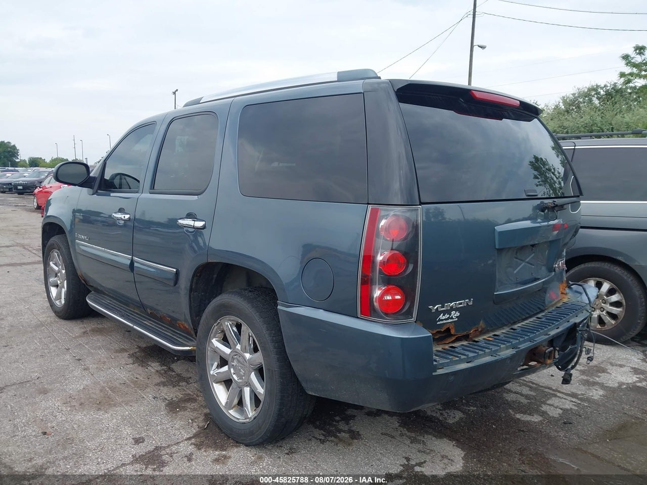 1GKFK63868J****** · 2008 GMC YUKON DENALI · 3/11