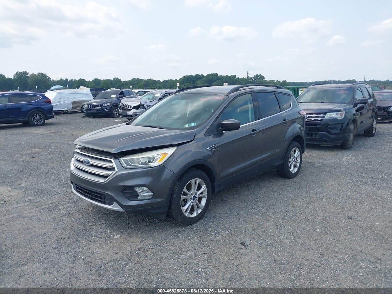 2017 FORD ESCAPE SE · 2/11