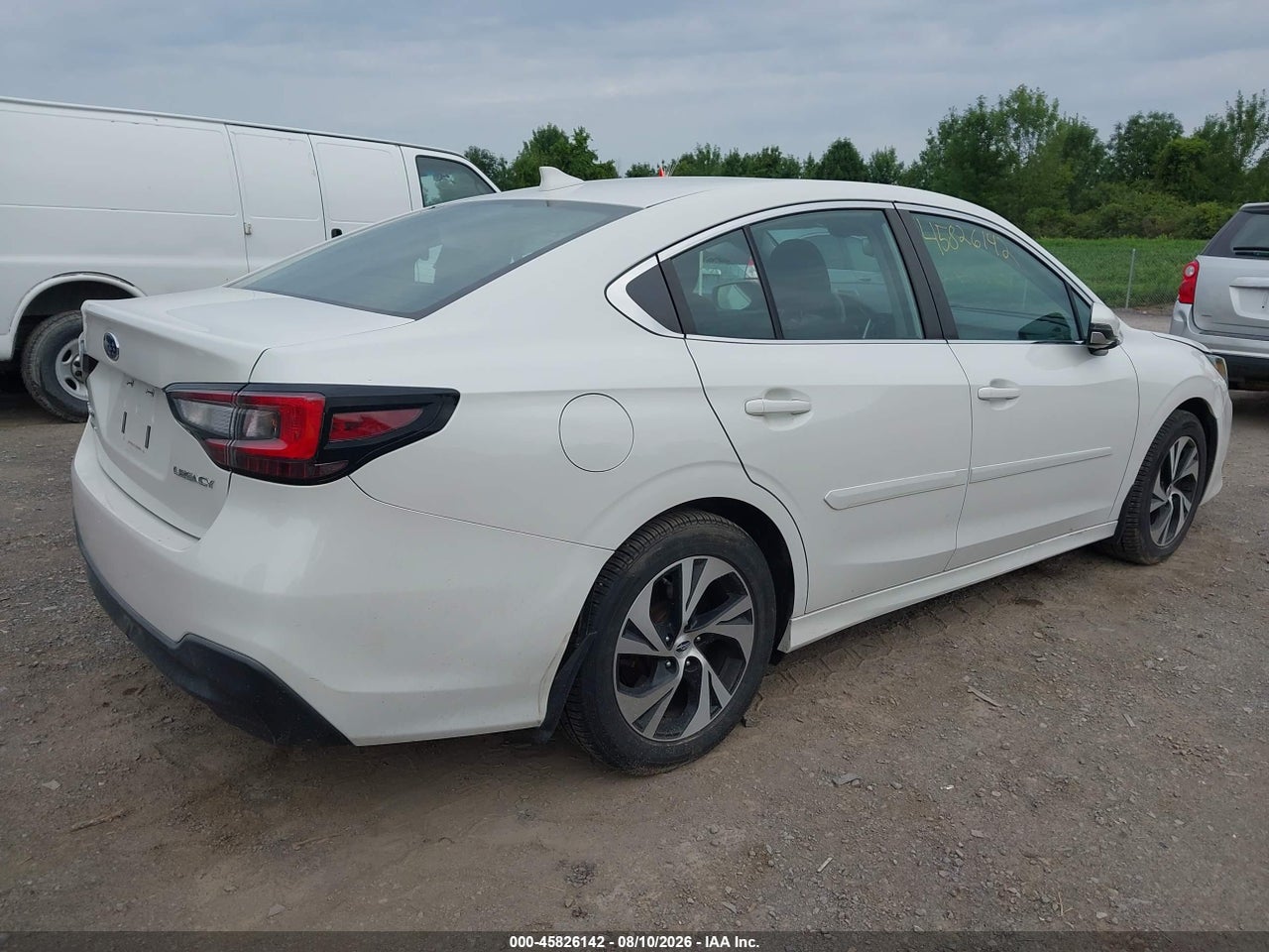 2020 SUBARU LEGACY PREMIUM · 4/11