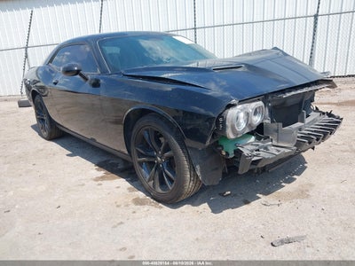 2C3CDZAG6JH****** · 2018 DODGE CHALLENGER SXT