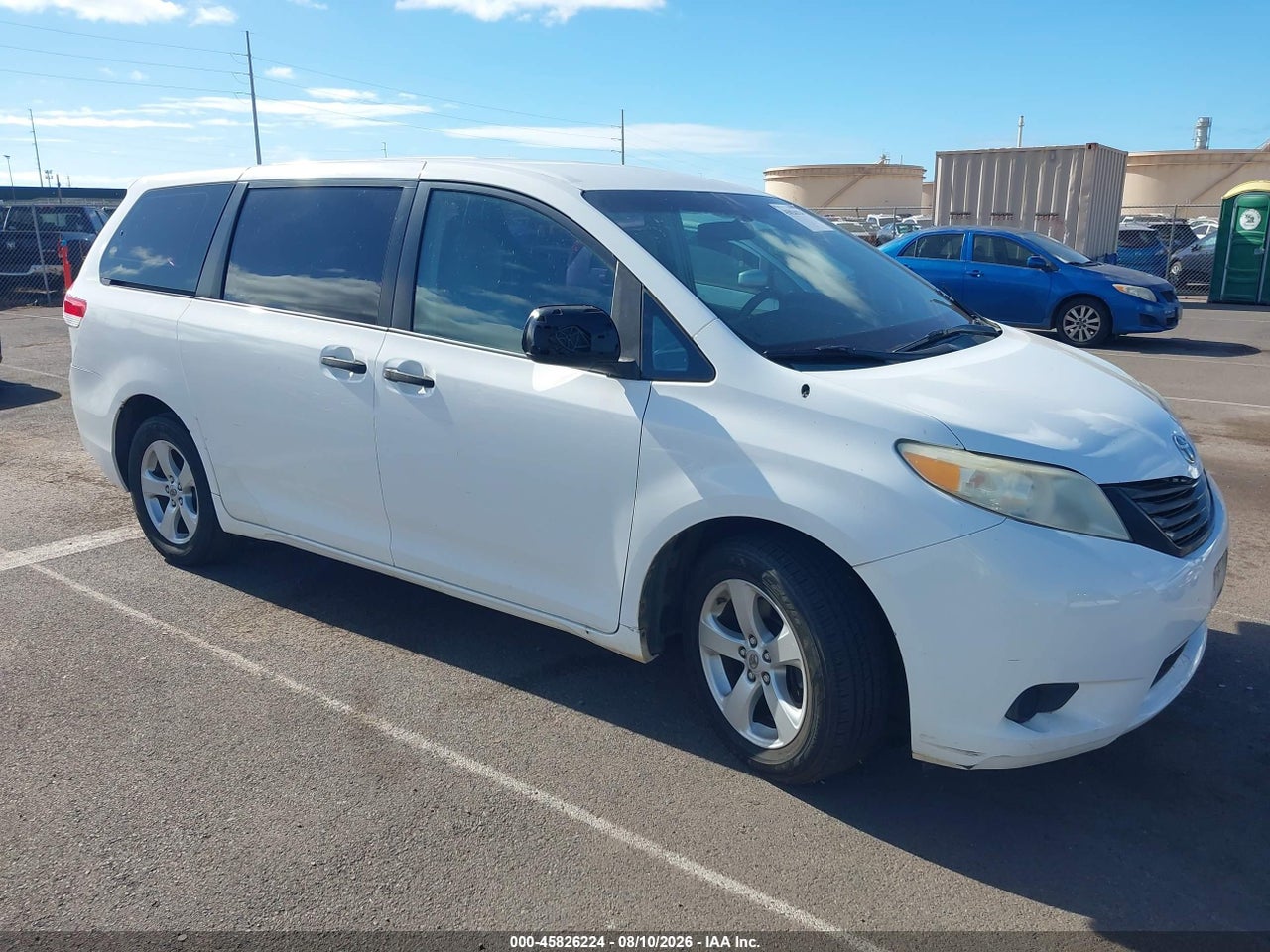 5TDKA3DC7CS****** · 2012 TOYOTA SIENNA LE 8 PASSENGER