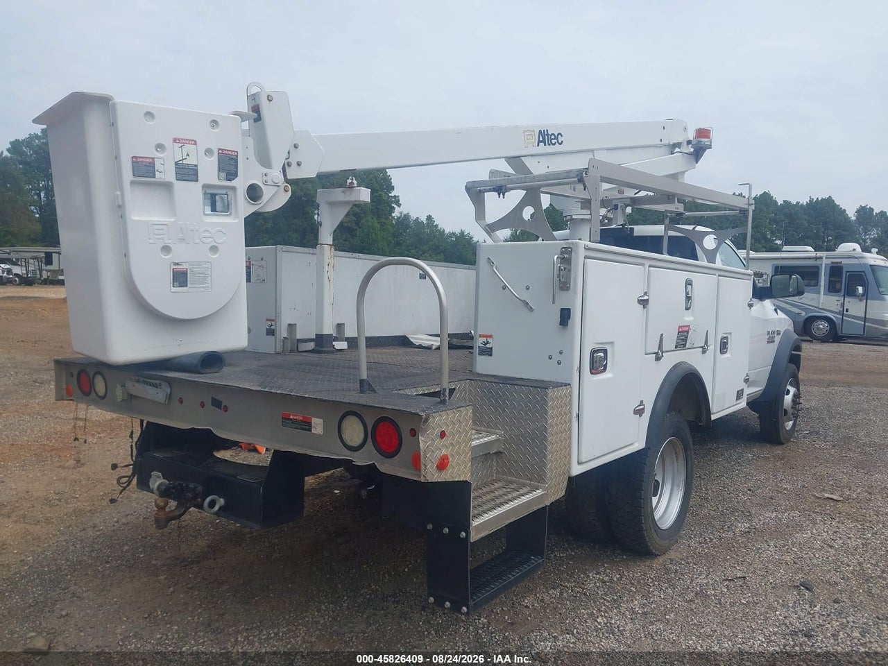 2016 RAM 4500 CHASSIS TRADESMAN/SLT · 4/4