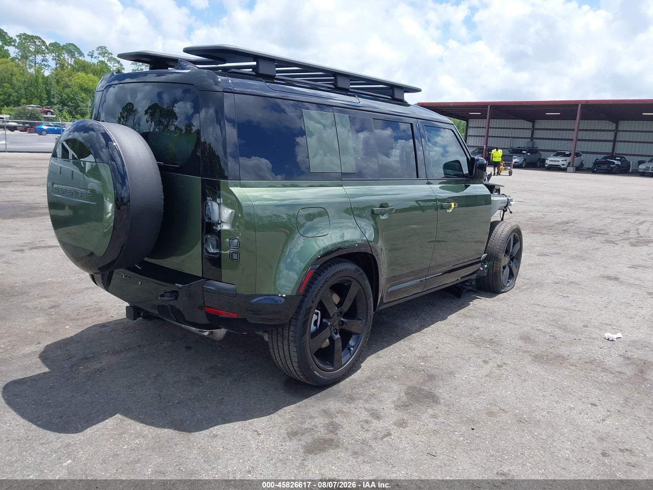 2026 LAND ROVER DEFENDER P400 X-DYNAMIC SE · 4/11