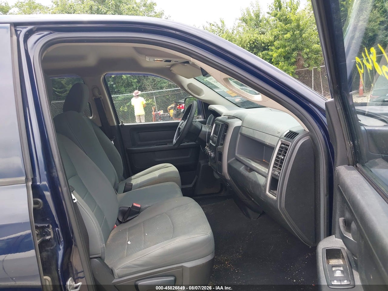 2014 RAM 1500 EXPRESS · 5/11