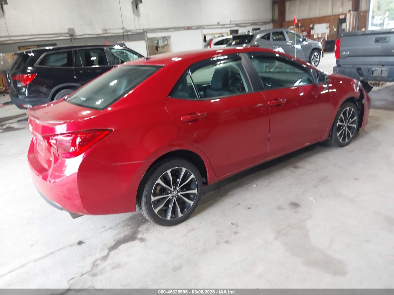 2T1BURHE6JC****** · 2018 TOYOTA COROLLA SE · 4/11