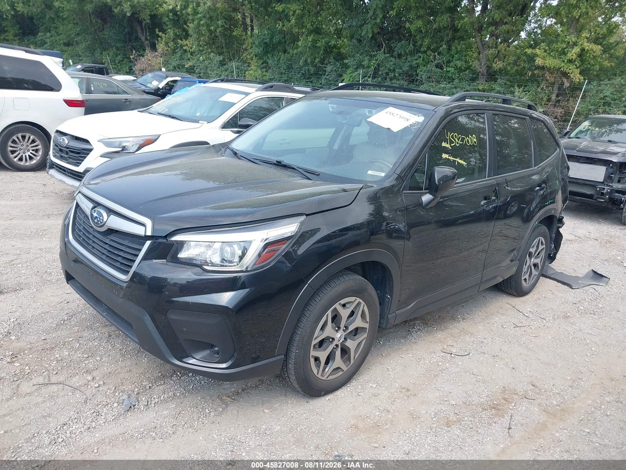 2020 SUBARU FORESTER PREMIUM · 2/11