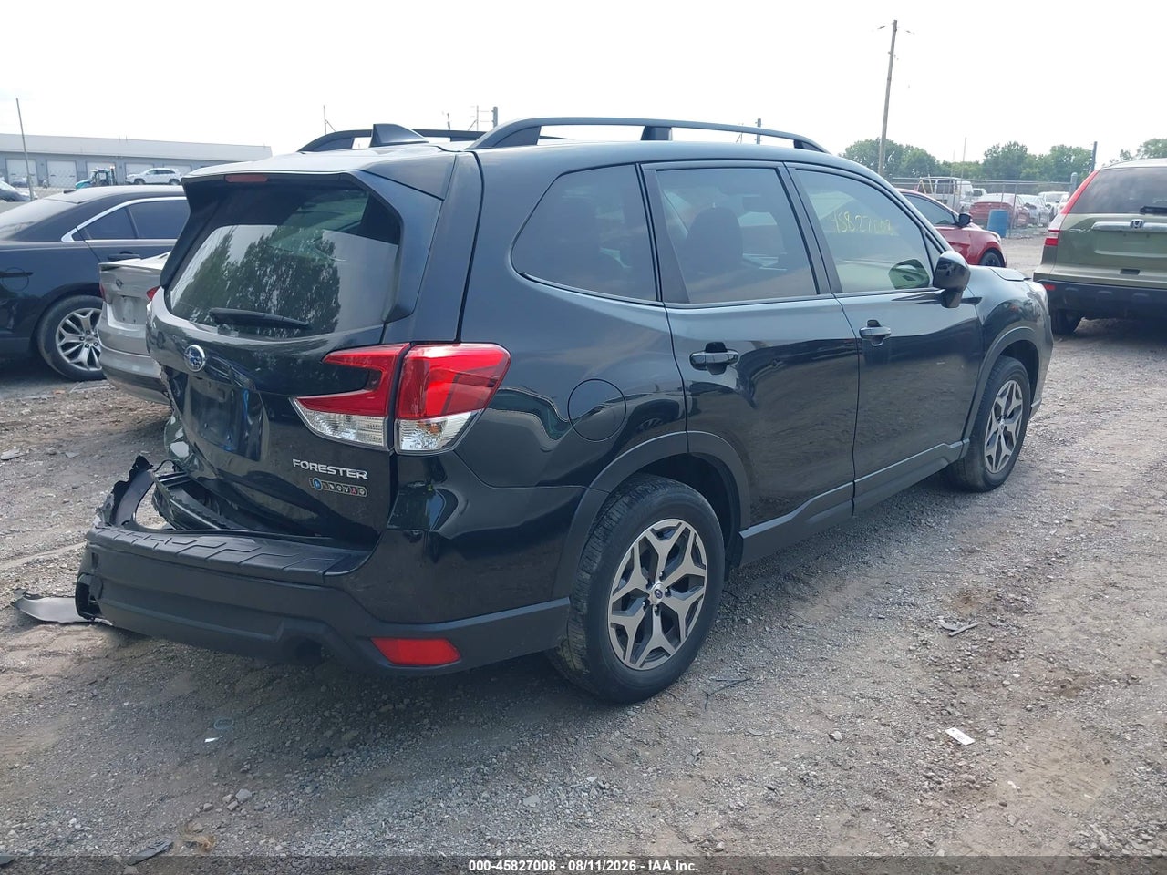 2020 SUBARU FORESTER PREMIUM · 4/11