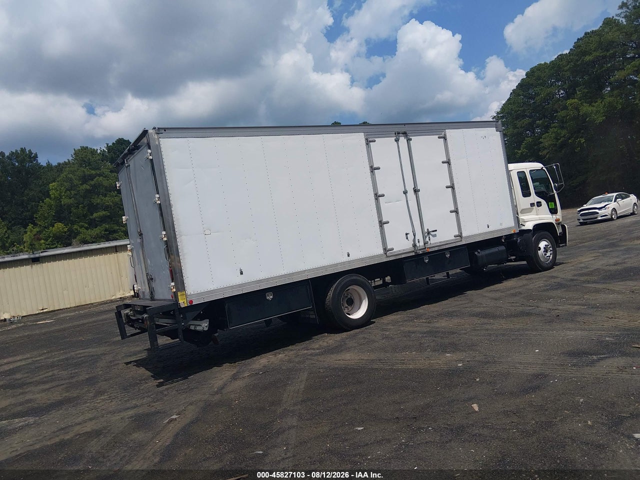 2002 ISUZU FTR · 4/4